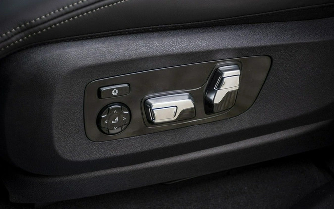 BMW X7 cena 533300 przebieg: 5, rok produkcji 2024 z Skalbmierz małe 277